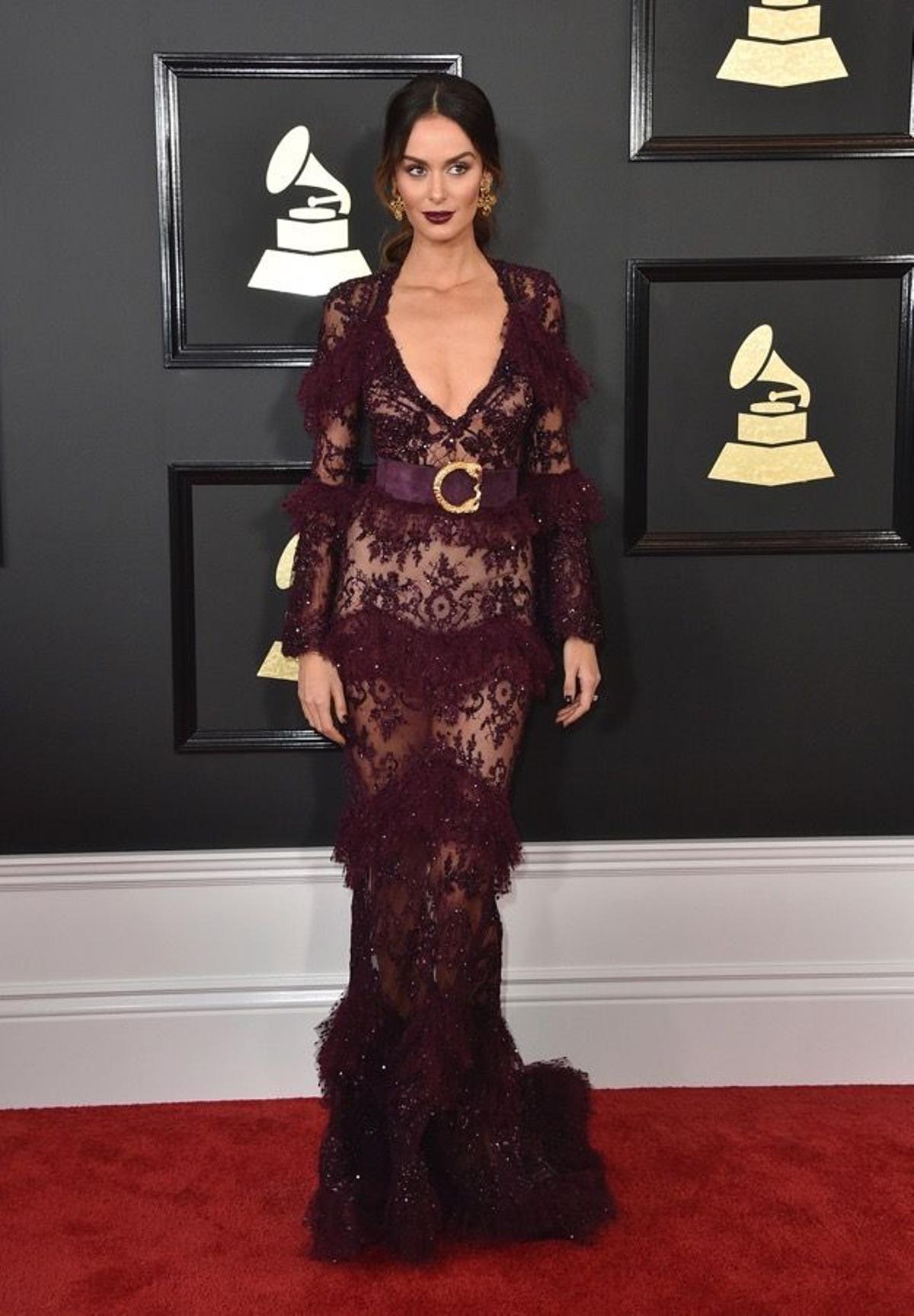 Premios Grammy 2017, Nicole Trunfio