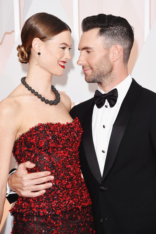 Adam Levine y Behati Prinsloo, padres de una niña