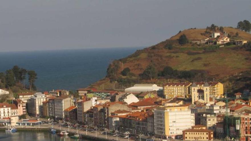 Vista panorámica del puente de Ribadesella.