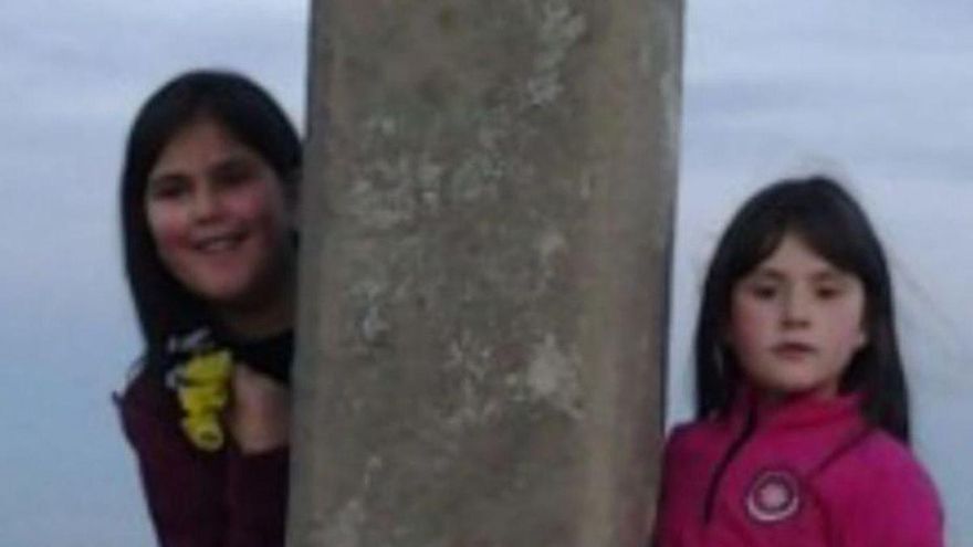 &quot;Me contenta ver que se las recuerda&quot;, dice la madre de Amets y Sara, asesinadas por su padre hace 10 años