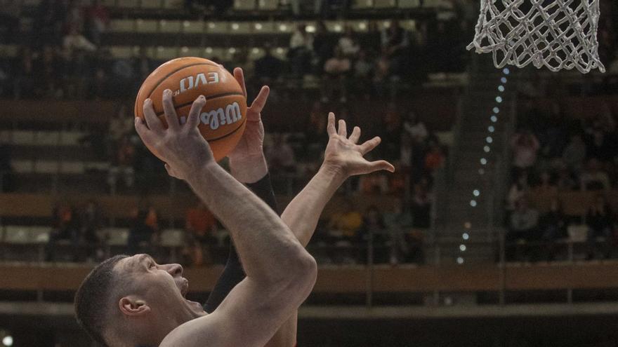 Burjanadze, el pasado fin de semana en el Coliseum ante Granada. | Casteleiro/Roller Agencia