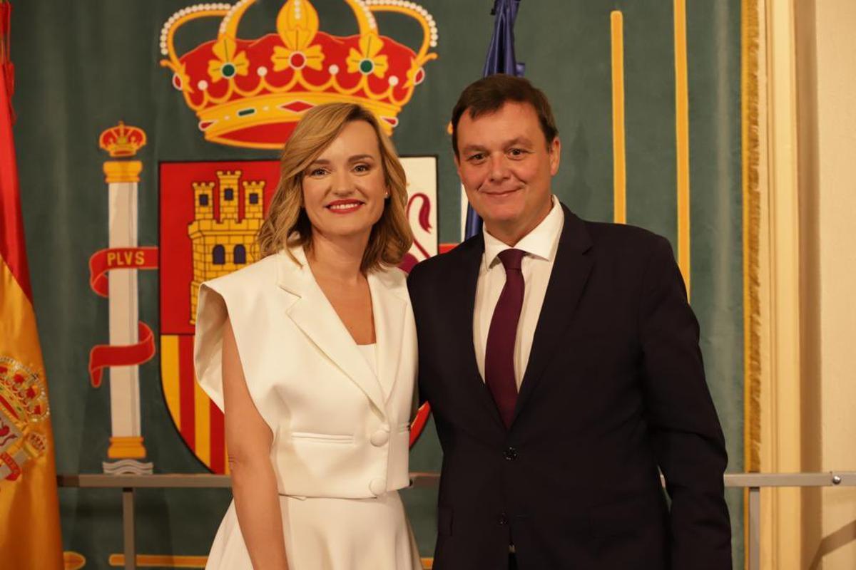 La ministra Pilar Alegría y Víctor Francos, en una fotografía difundida por el presidente del CSD en sus redes sociales.