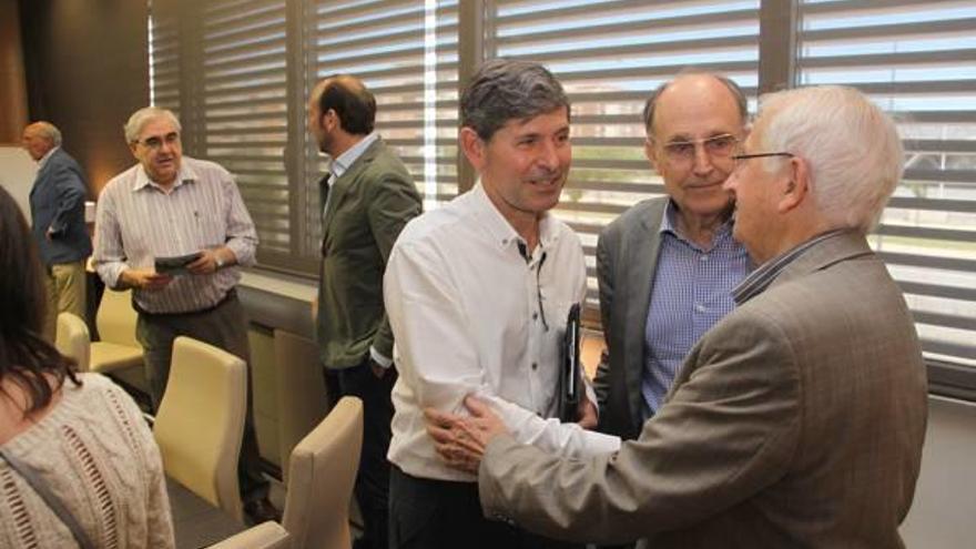 Reunión de los profesionales colegiados.