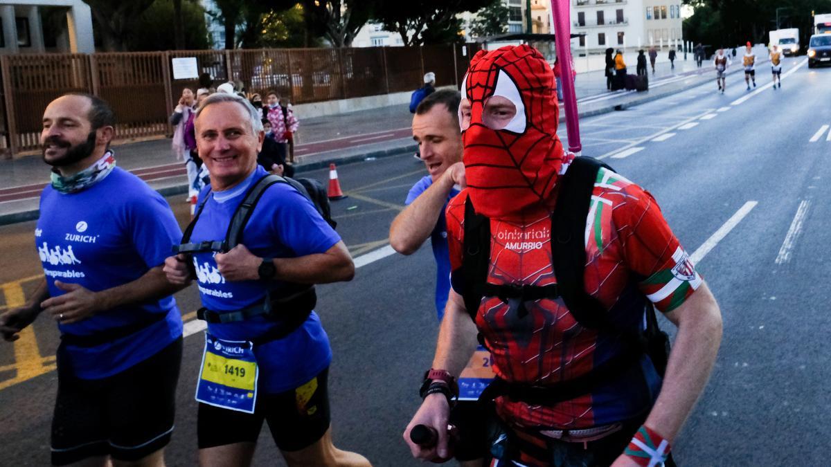 Las imágenes de la Zurich Maratón de Málaga