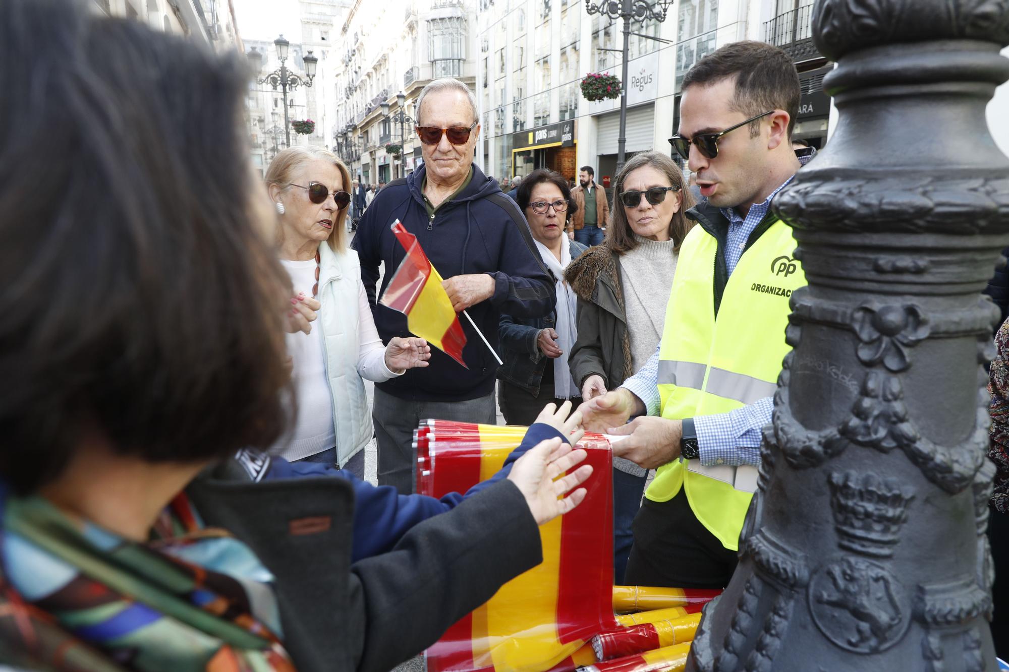 La derecha convoca protestas en toda España contra la amnistía a los independentistas catalanes