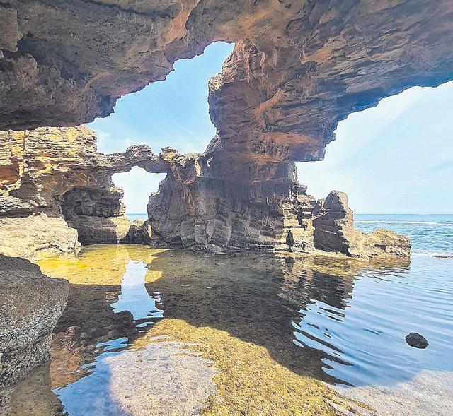 El norte de la provincia es perfecto para escaparse unos días y disfrutar de las playas y calas que se vayan encontrando desde Dénia hasta La Vila Joiosa.