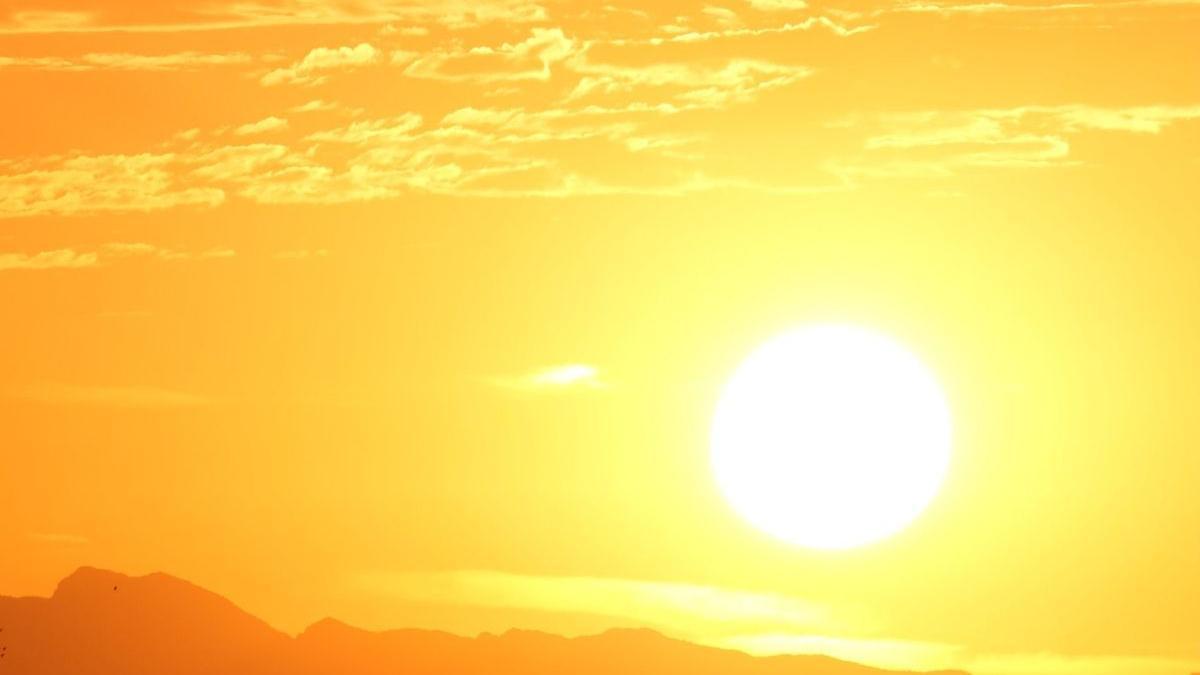 Nuestro planeta se aleja aproximadamente 0,0003 centímetros del Sol cada año.