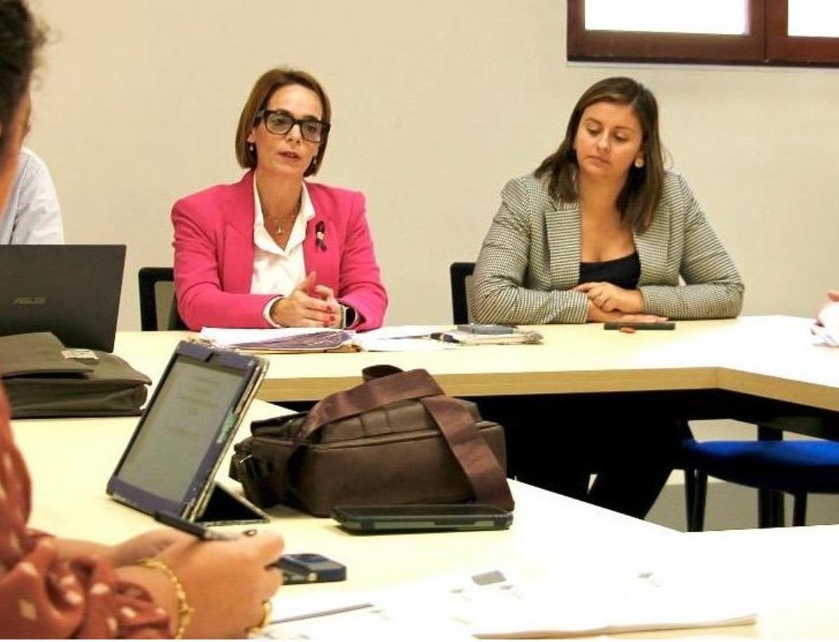 Noelia Selma i Arantxa Miralles, presidenta i vicepresidenta del consell rector del Patronat Municipal de Festes.
