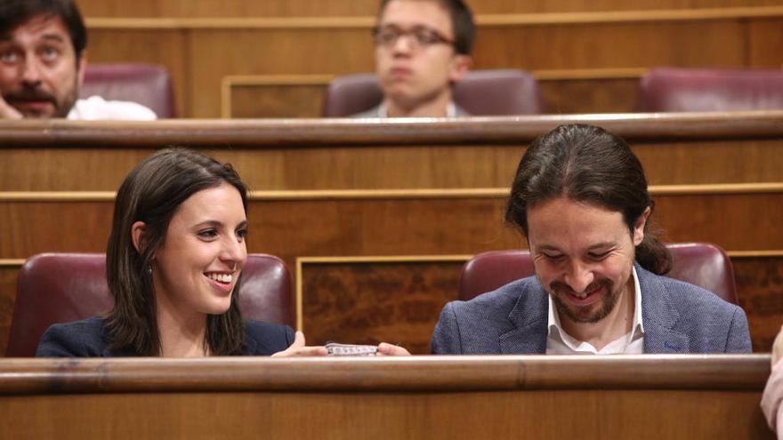 Pablo Iglesias i Irene Montero, avalats per la militància