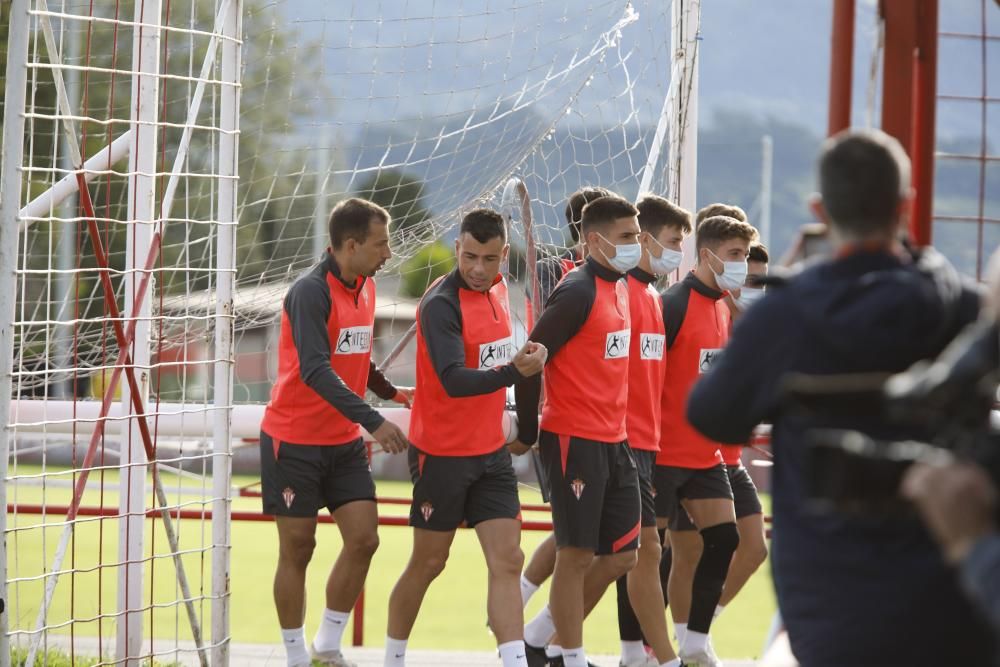 Entrenamiento del Sporting en Mareo.