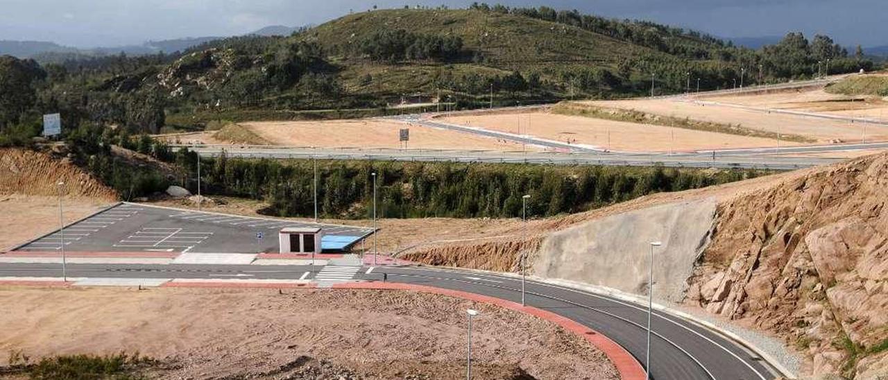 Algunos de los terrenos del polígono de Barro-Meis. // G. Santos