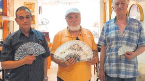 De izquierda a derecha, los hermanos Blay:Javier, Paco y Ángel