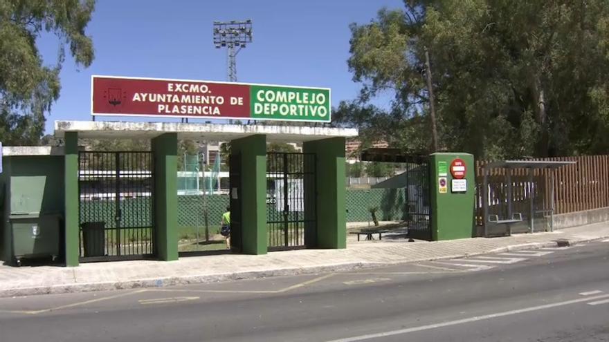 El Ciudad de Plasencia aparta al entrenador que increpó al árbitro en un partido de infantiles