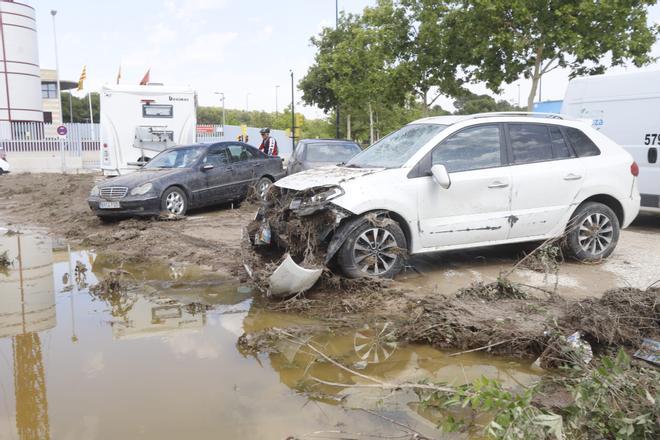 EN IMÁGENES | Así se ha despertado Parque Venecia tras el caos de la tormenta