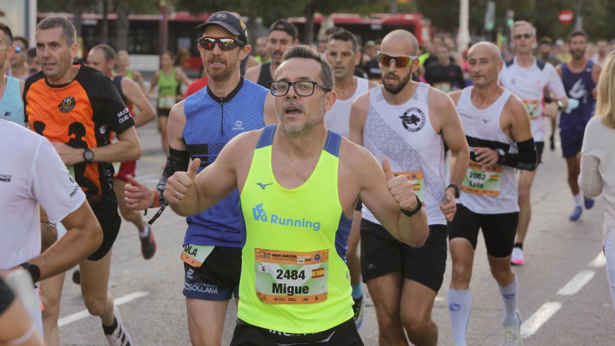 Busca tu foto en la Media Maratón de València