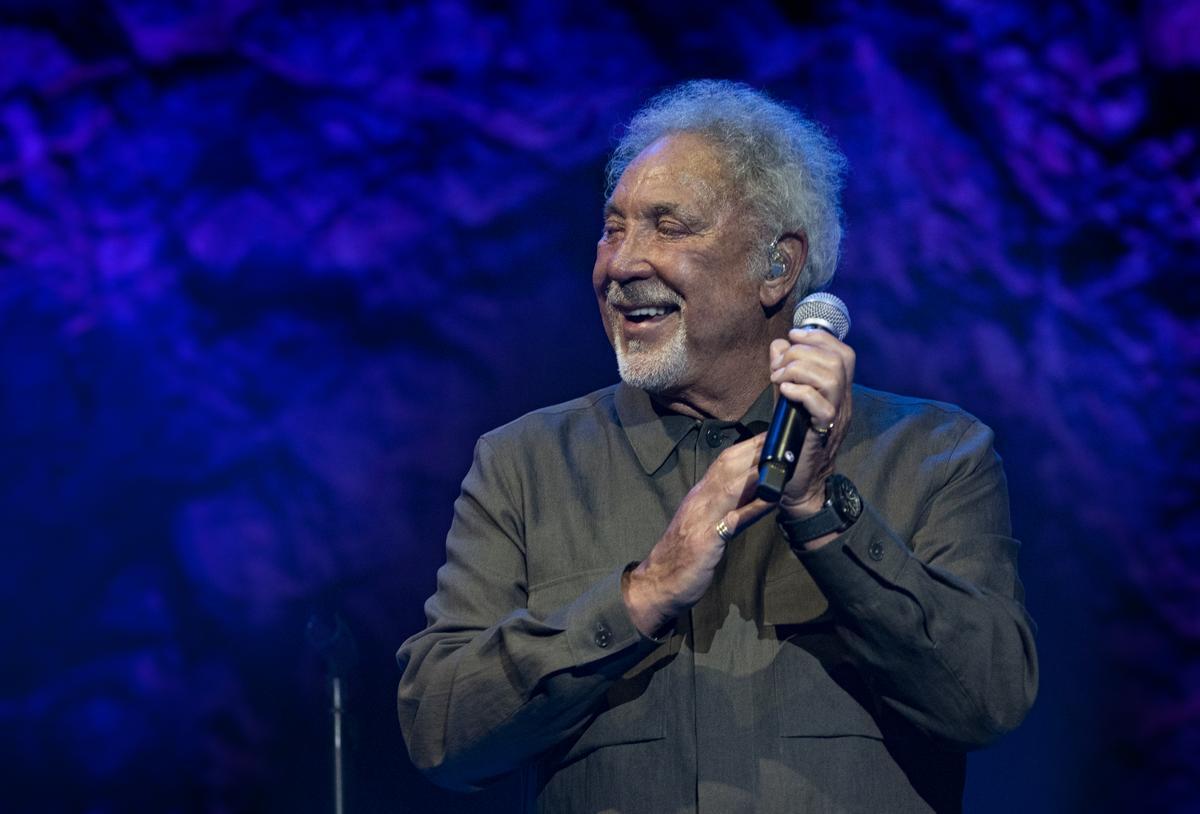 Tom Jones, durante su concierto en el Starlite