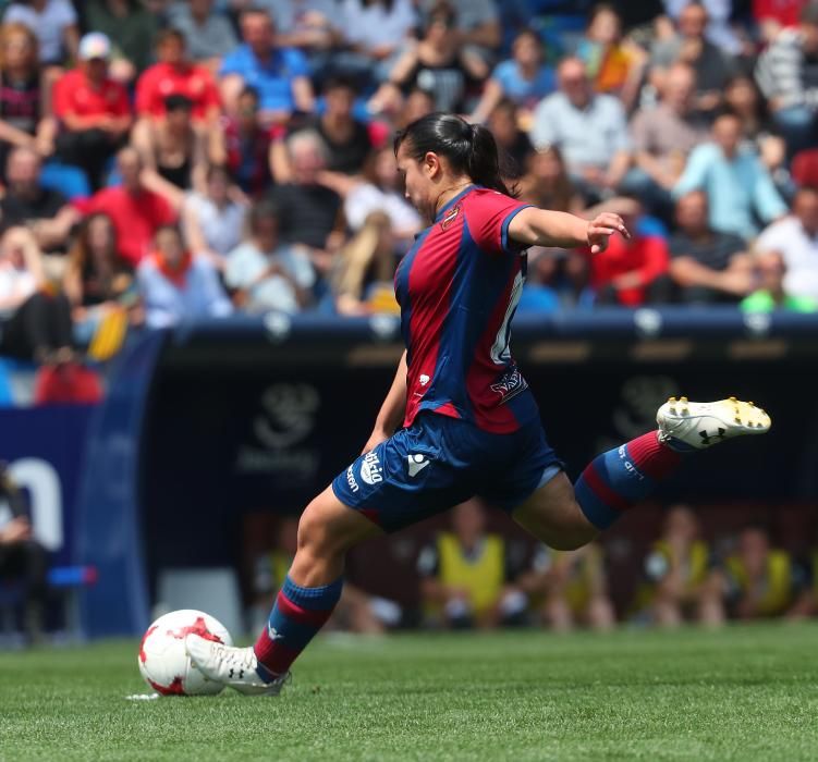 Derbi femenino en el Ciutat