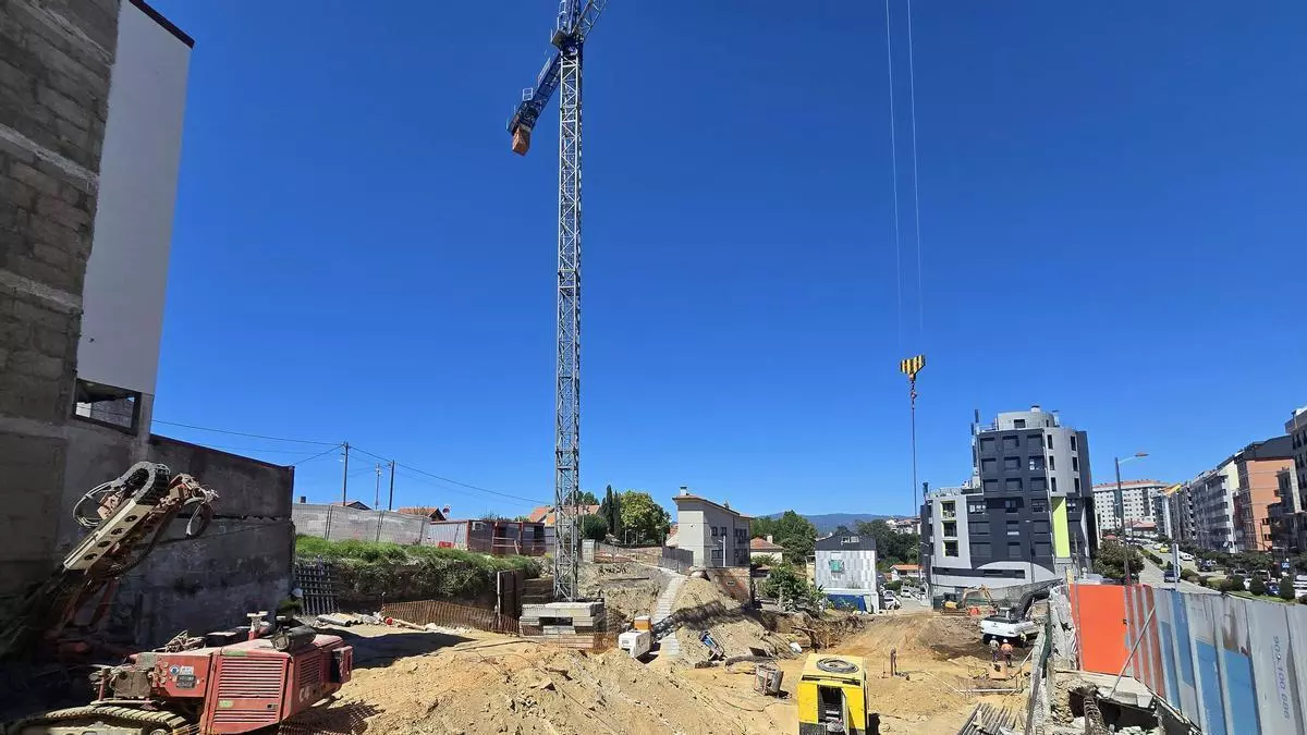 La compraventa de viviendas intensifica su desplome en Vigo: ya se cierran menos de tres operaciones al día