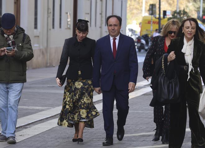 La pareja de Pérez Llorca dejará la Diputación de Valencia tras la polémica por su nombramiento