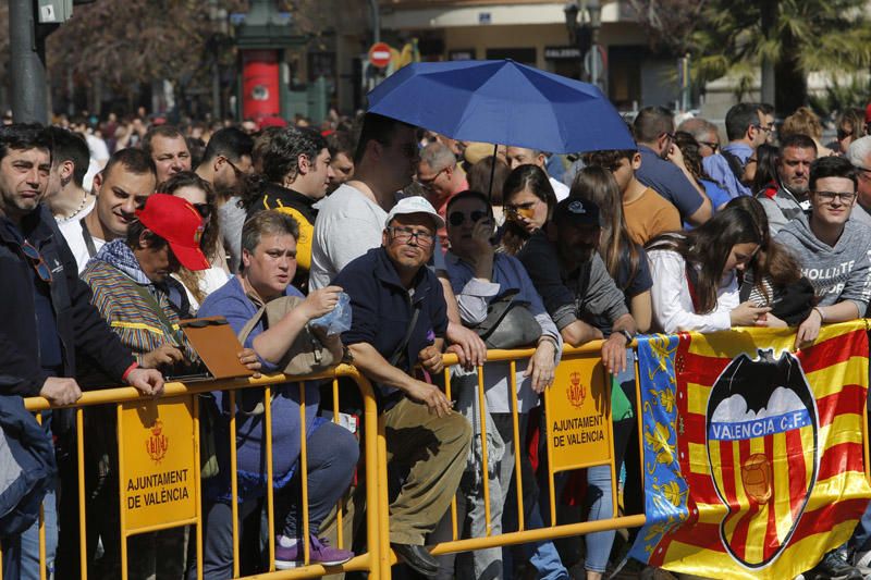 Búscate en la mascletà del 2 de marzo