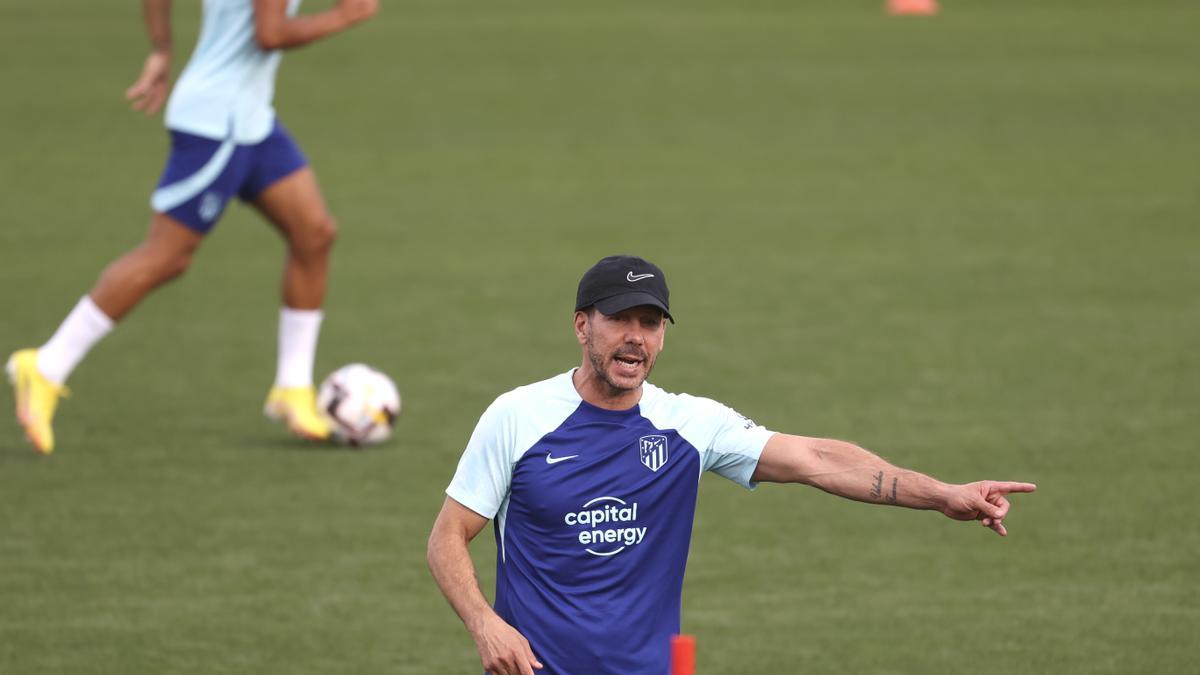 Simeone, durante el entrenamiento del Atlético