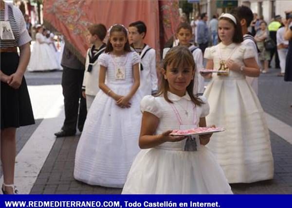 MULTITUDINARIA PROCESIÓN DEL CORPUS