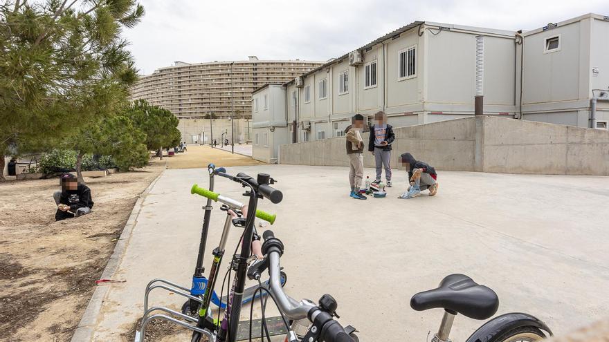 Barracones el el CEIP La Almadraba