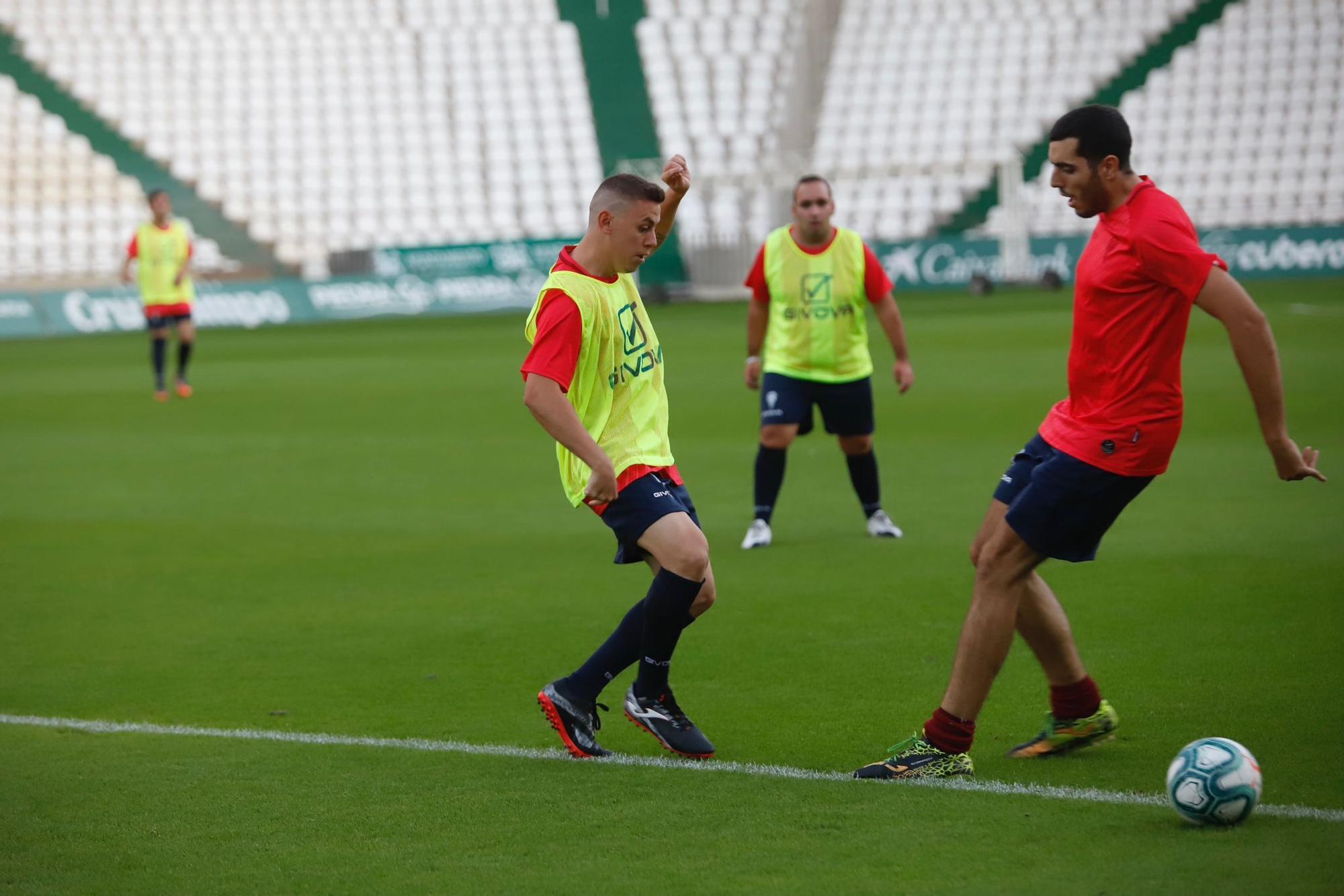 Las imágenes del Córdoba CF que participará en la Liga Santander Genuine