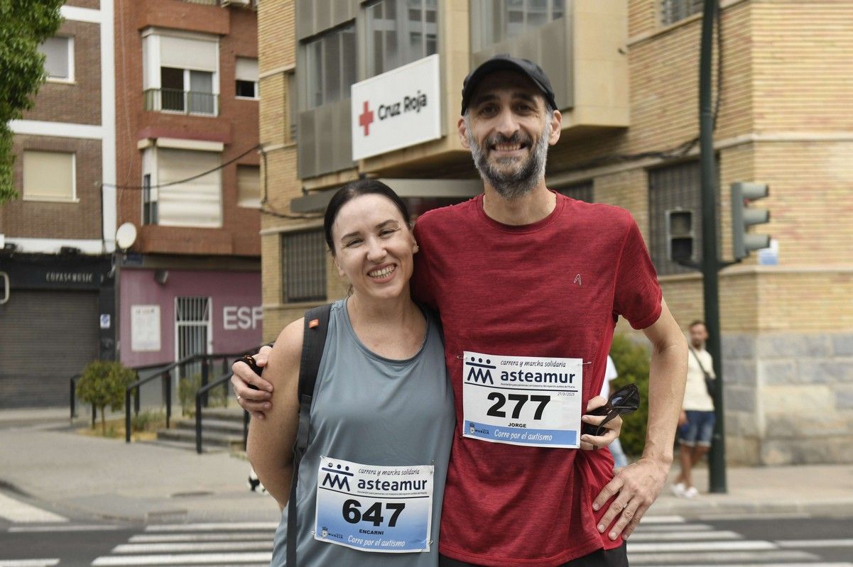 La carrera y marcha Solidaria Asteamur, en imágenes
