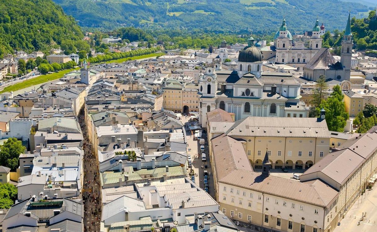 Vista aérea calle Getreidegasse Salzburgo