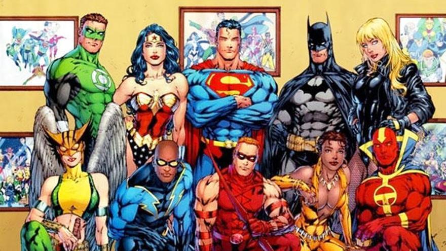 Los héroes más famosos de DC COMIC.