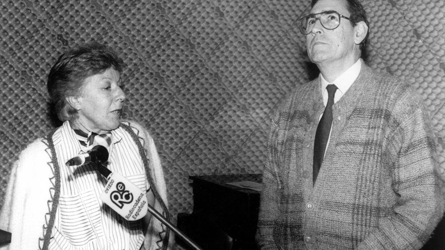 Menchu Álvarez del Valle: &quot;La radio es auténtica magia&quot;