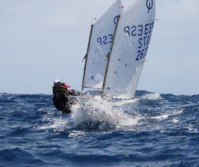 El Trofeo Optimist de 30 de mayo Día de Canarias