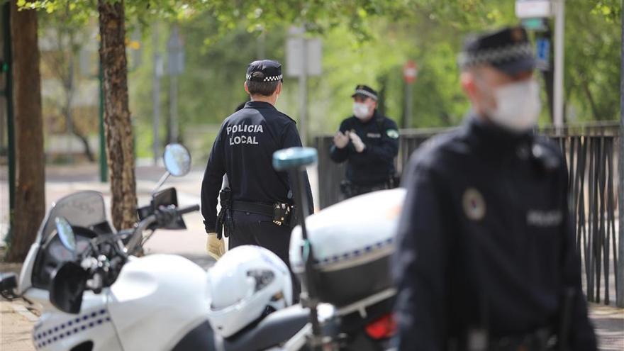 Coronavirus en Córdoba: la Policía Local formula 1.113 denuncias en el primer mes de confinamiento