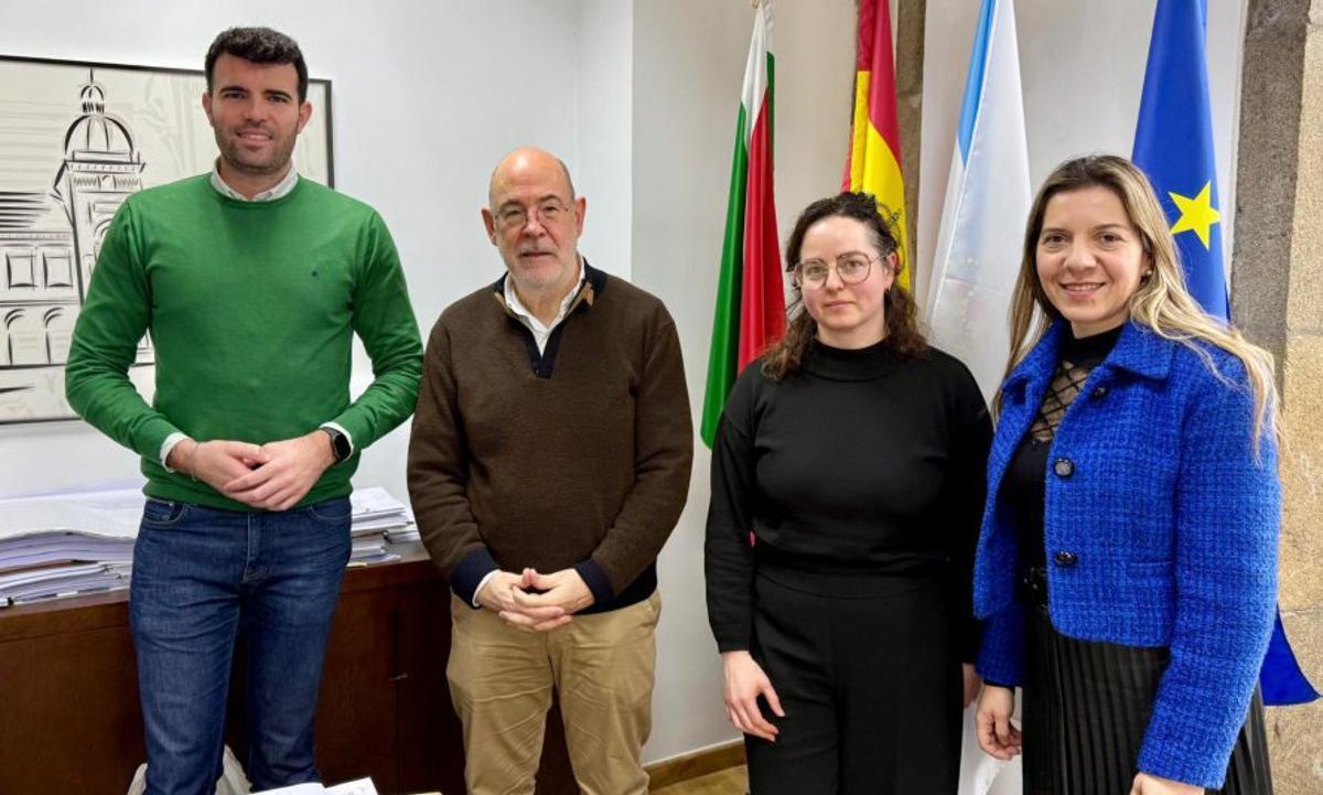 La Fundación Castelao visita A Estrada |