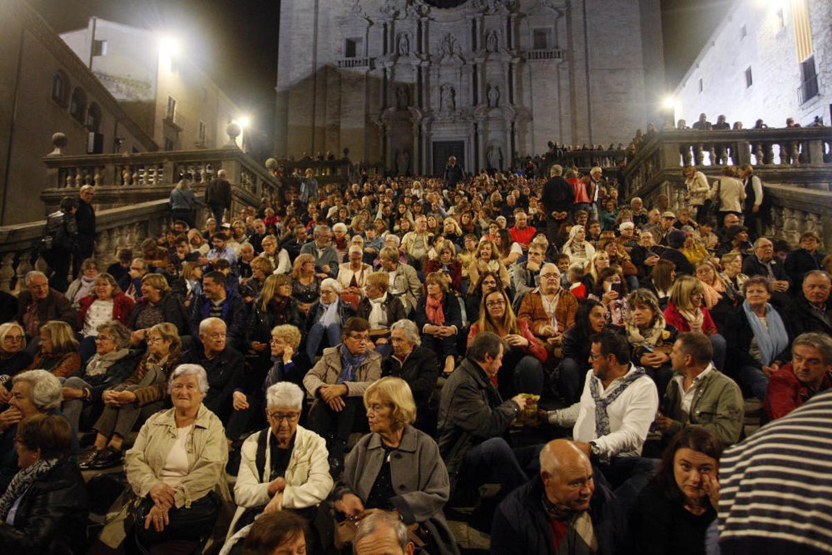 Concert del grup Terra Endins a les escales de la Catedral de Girona