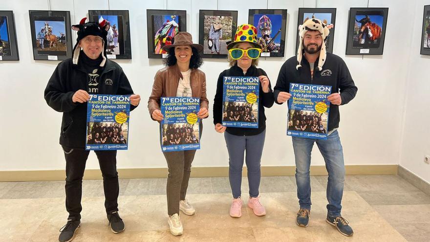 Presentación de los Cantos de Taberna de Marín.