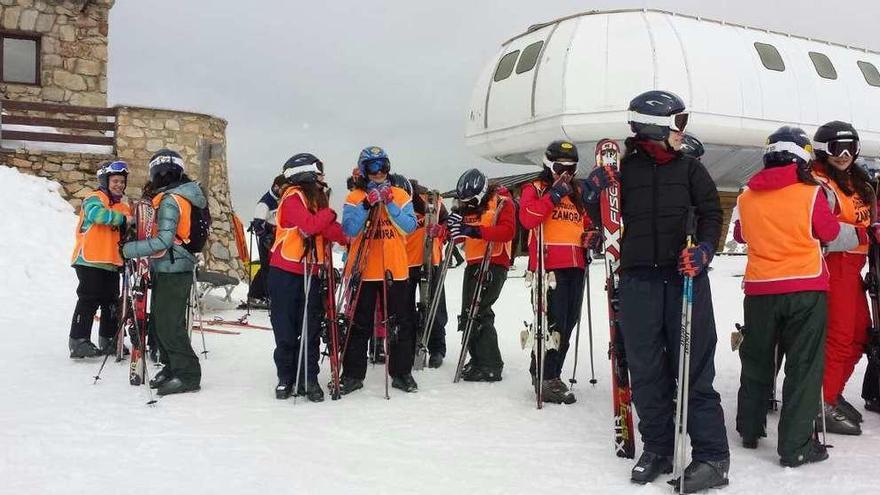 Actividad en la nieve durante el pasado año dentro del plan de juegos escolares de la Diputación.