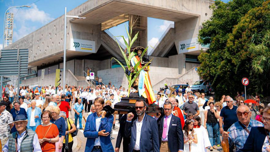 El barrio pontevedrés de O Burgo celebra la jornada central de las fiestas de Santiaguiño