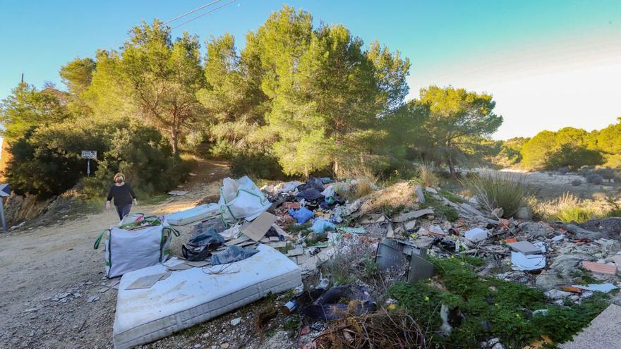 La Generalitat endurece con un decreto el control de la gestión de los escombros