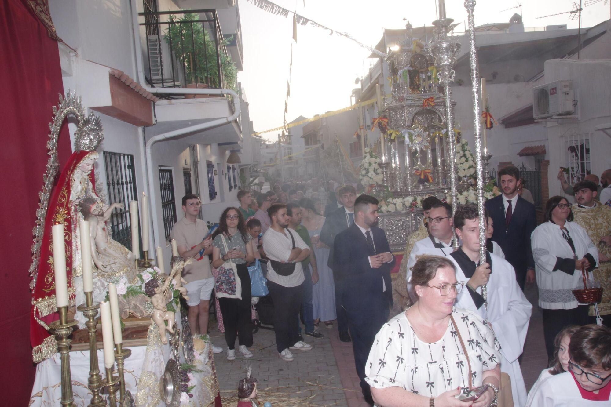 Imágenes de la procesión del Corpus, en Pedregalejo