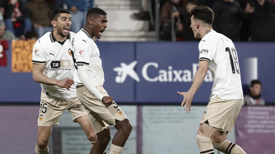 La mejora del Valencia CF en los últimos meses lejos de Mestalla