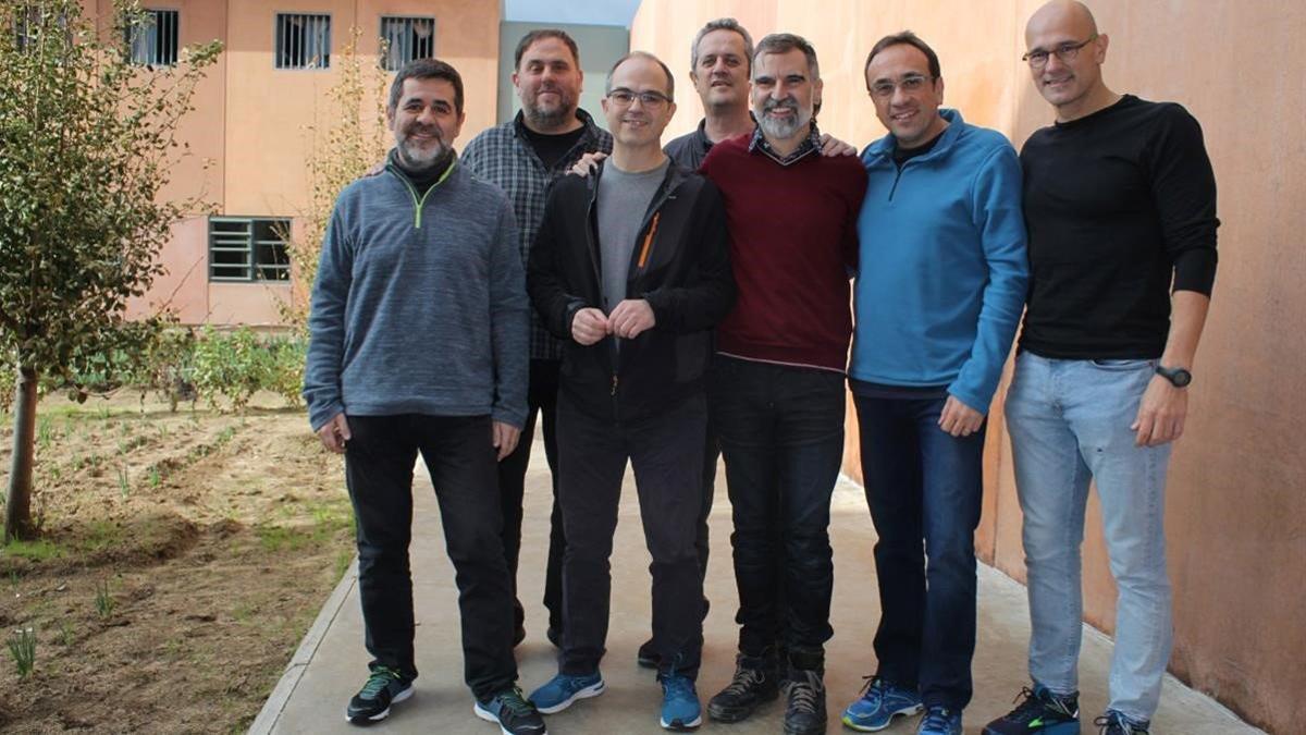 Imagen de los políticos recluidos en el centro penitenciario de Lledoners.