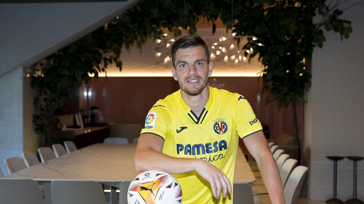 Lo Celso ya luce la camiseta del Villarreal CF.