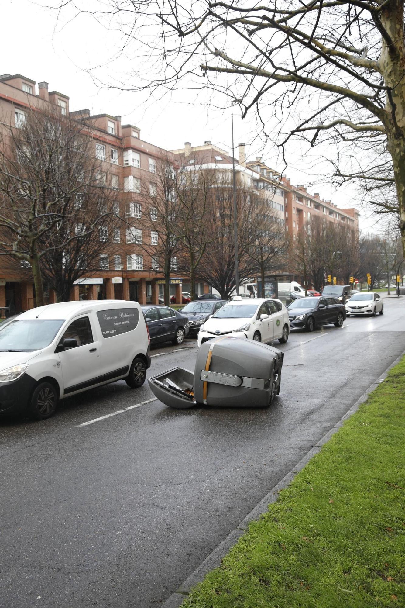 Los efectos de la "tormentona" en Gijón (en imágenes)