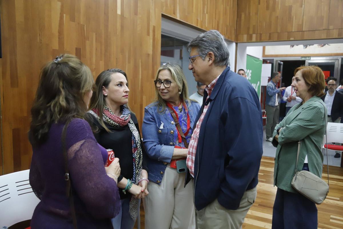 El PSOE de Córdoba mantiene los tres parlamentarios de 2022