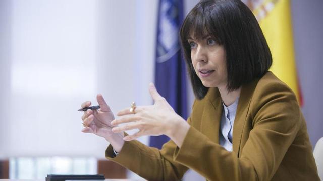 Diana Morant: 'Nuestro sistema sanitario no debe dejar a nadie sin asistencia'