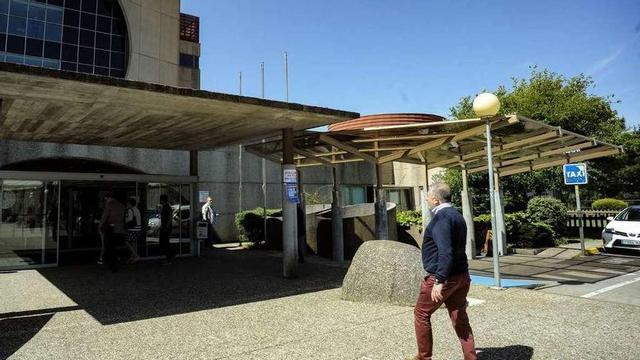El Hospital Comarcal do Salnés, ubicado en la parroquia vilagarciana de Rubiáns. // Iñaki Abella