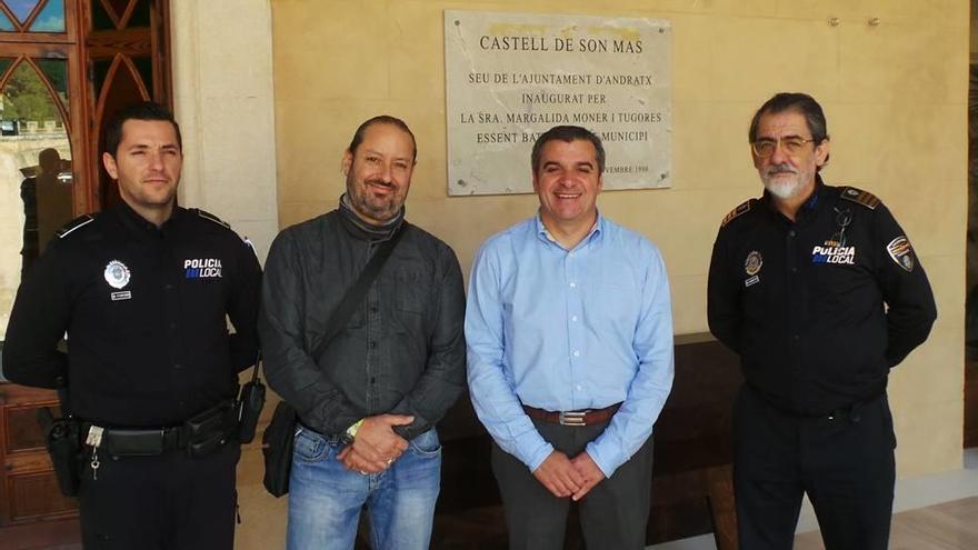 Visita de policías tutores en Andratx