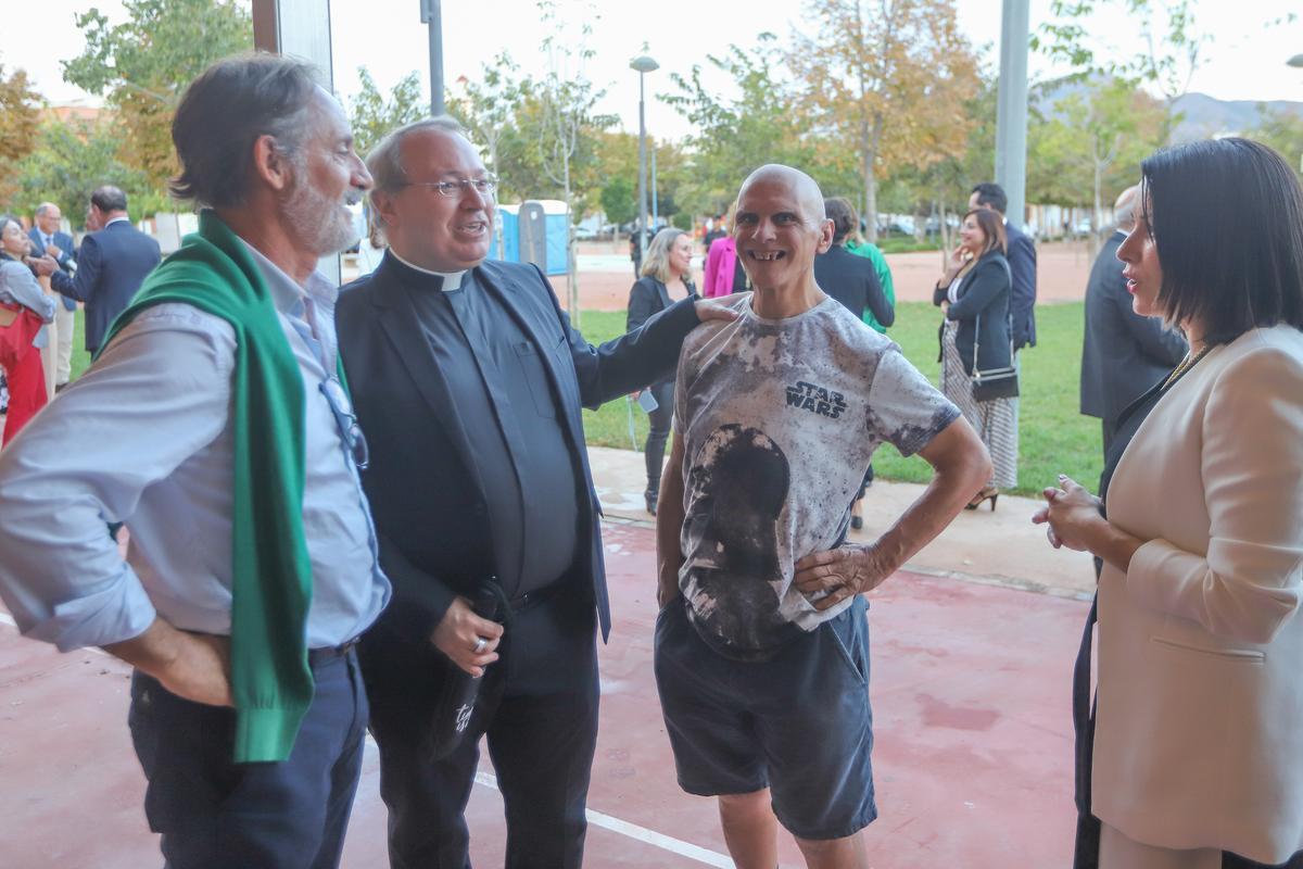 Orihuela entrega la medalla de oro de la ciudad a la EPSO